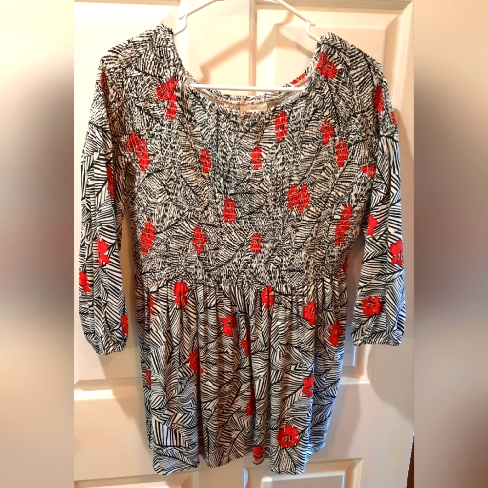 J. Jill Blouse Small Gray Red Floral Tunic Preppy Hippie Bohemian Casual Comfort
